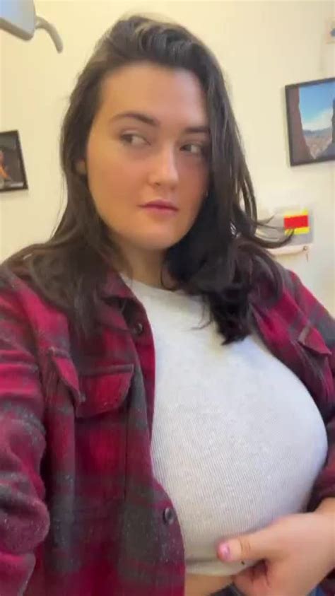 big boobs flash